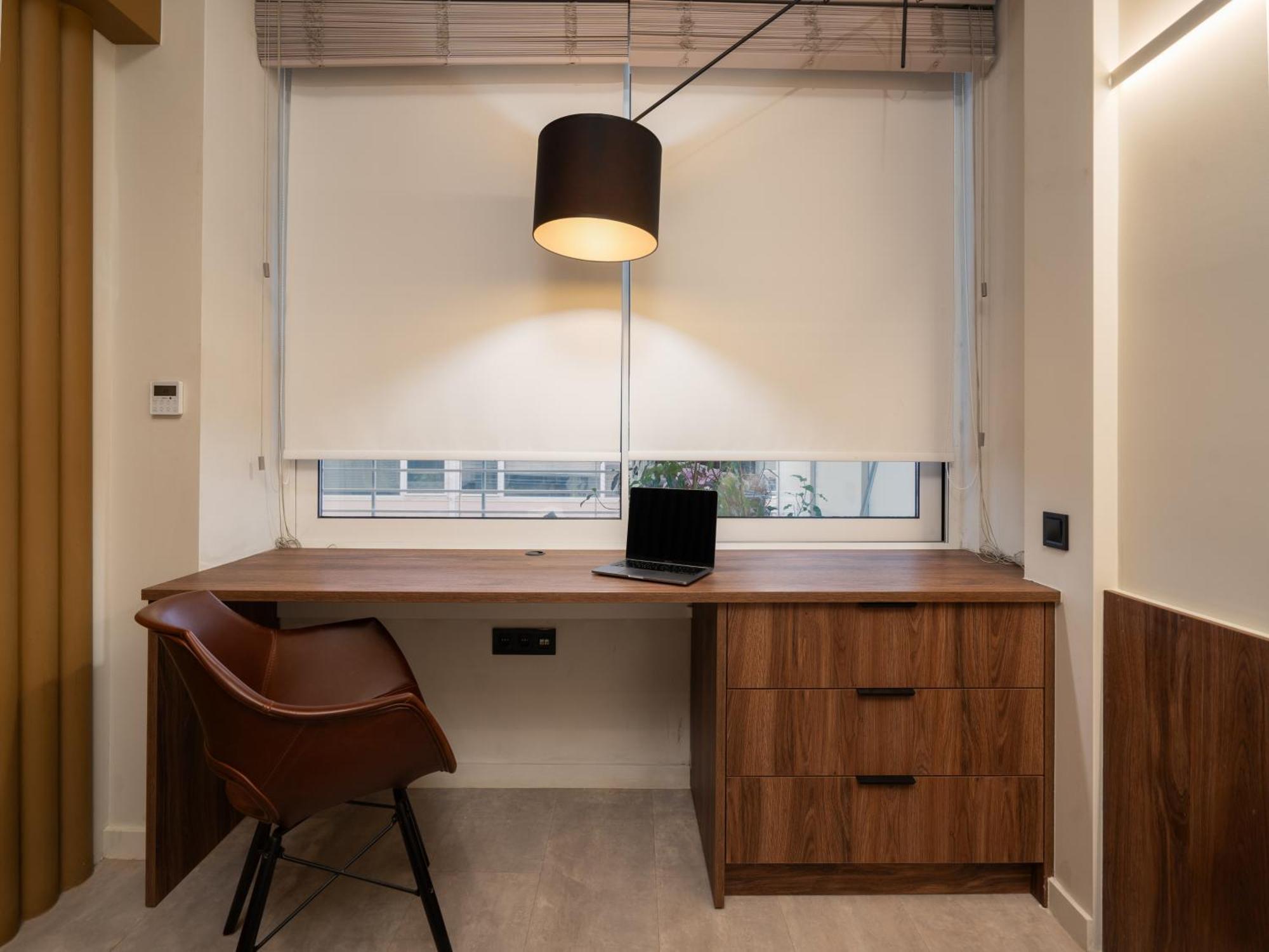 A Place 4U No6 - City Escape With Balcony Lounge & Open Living Space アテネ エクステリア 写真