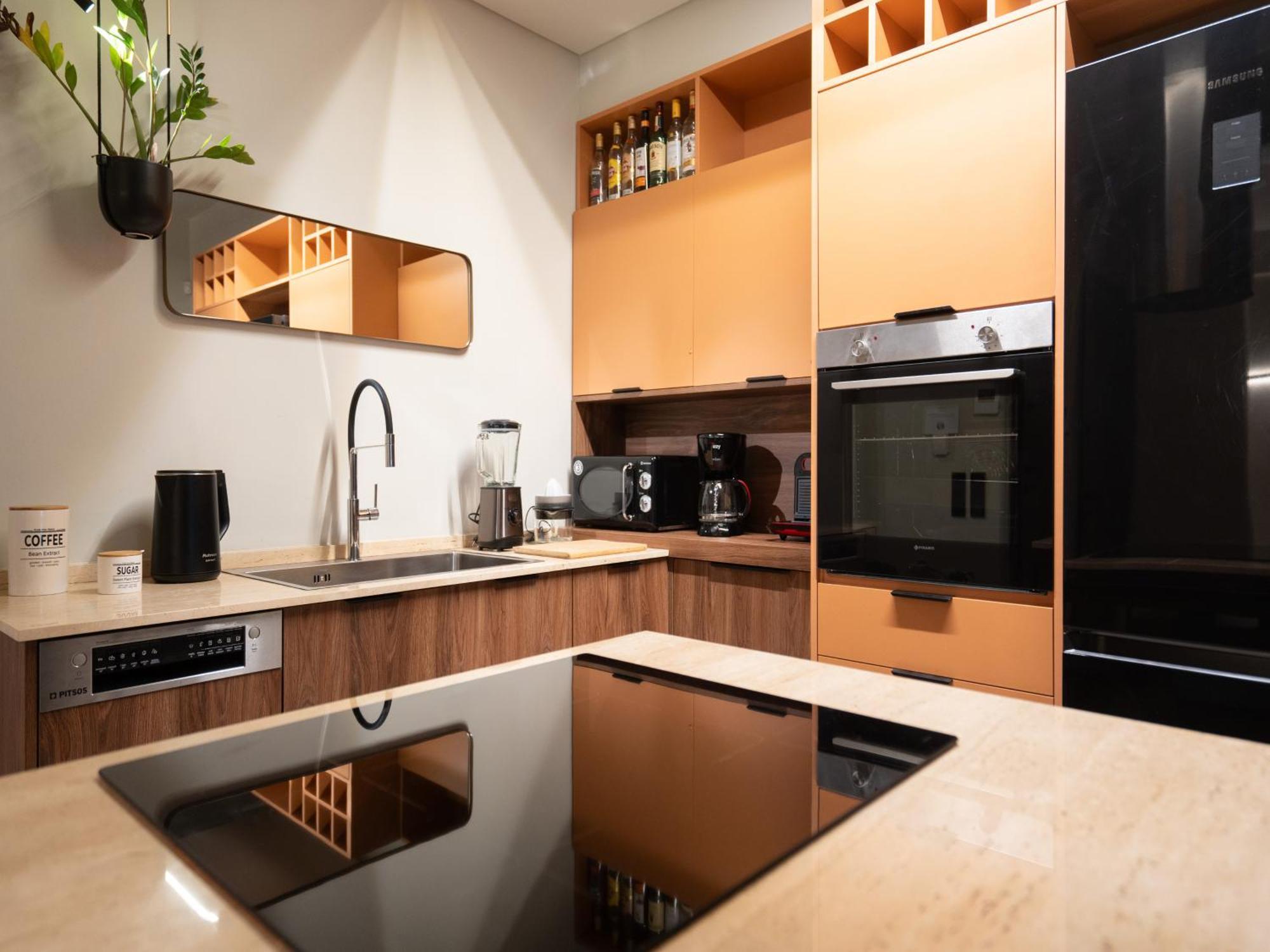 A Place 4U No6 - City Escape With Balcony Lounge & Open Living Space アテネ エクステリア 写真