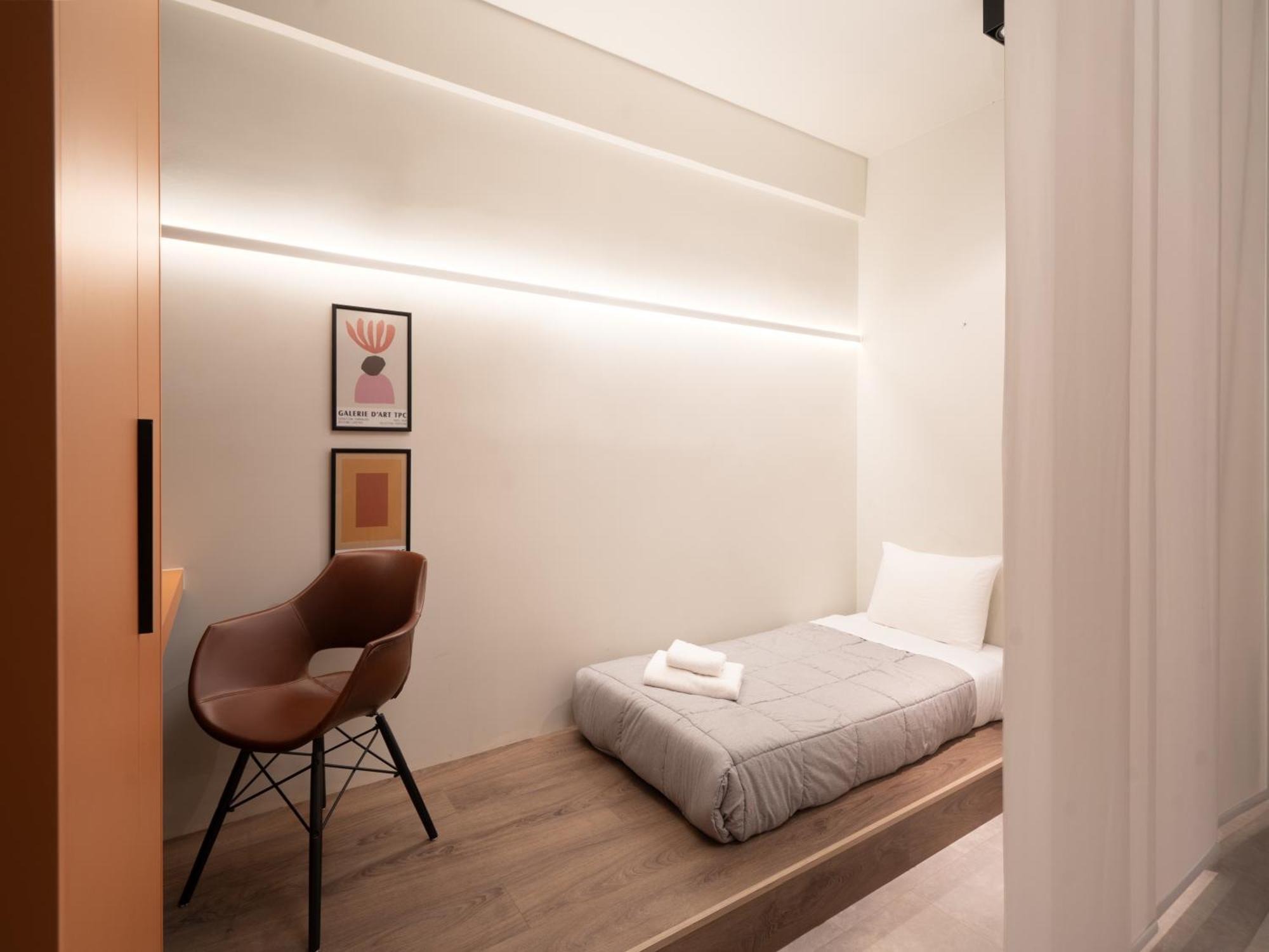 A Place 4U No6 - City Escape With Balcony Lounge & Open Living Space アテネ エクステリア 写真